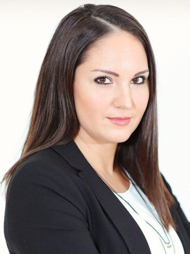 Dr. Somfay Dorottya